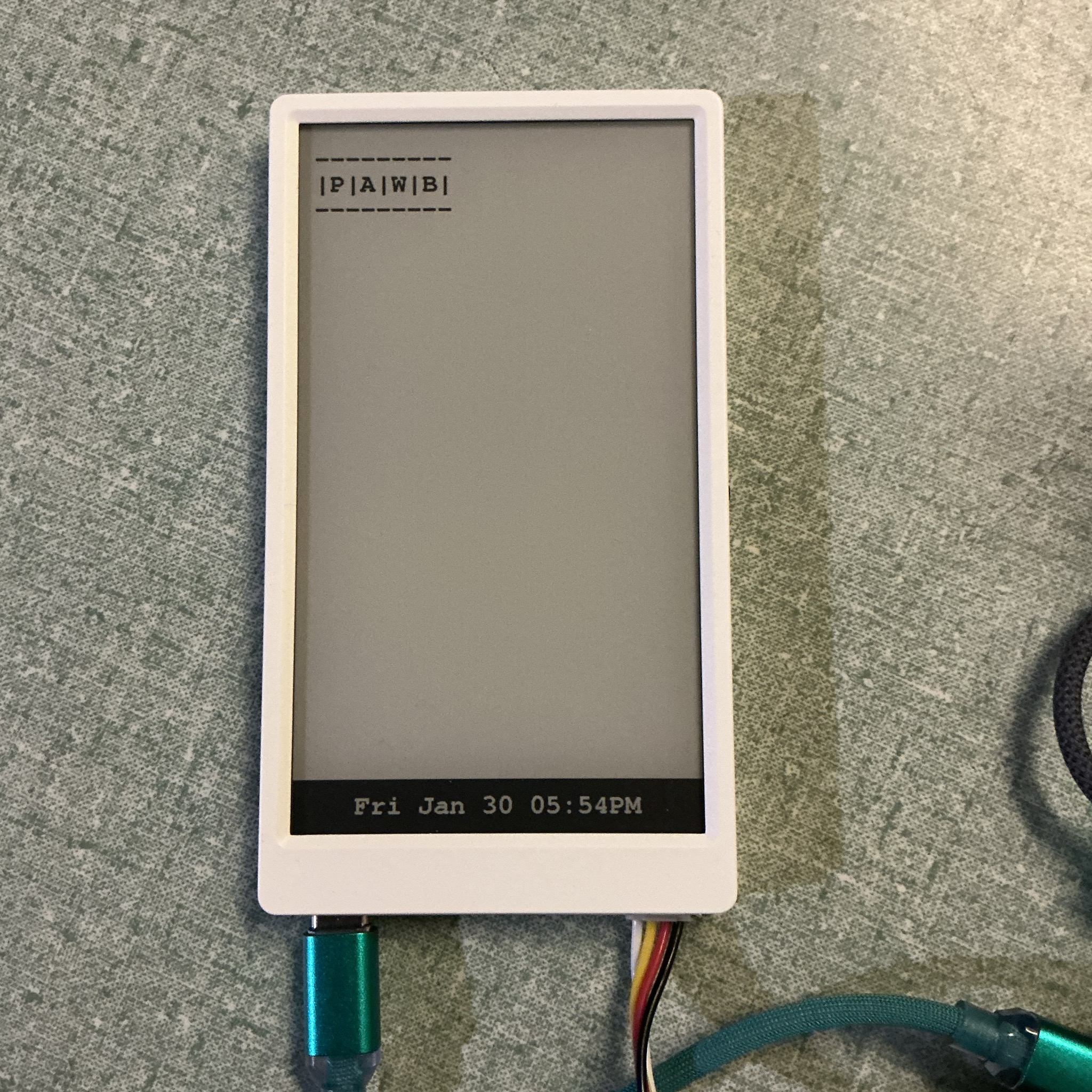 here's what it looks like freshly booted as of this writing